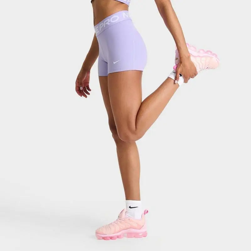 Nike Women's Lightweight Breathable Gym Shorts for Fitness Running and Training Comfortable Sportswear