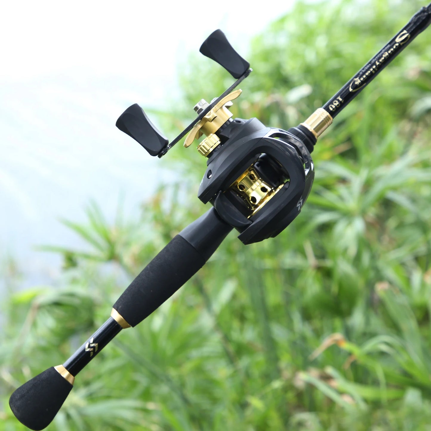 Sougayilang 1.8-2.4m Casting Fishing Combo Telescopic Fishing Rod and 7.2:1 High Speed Fishing Reel with Freshwater FishingPesca