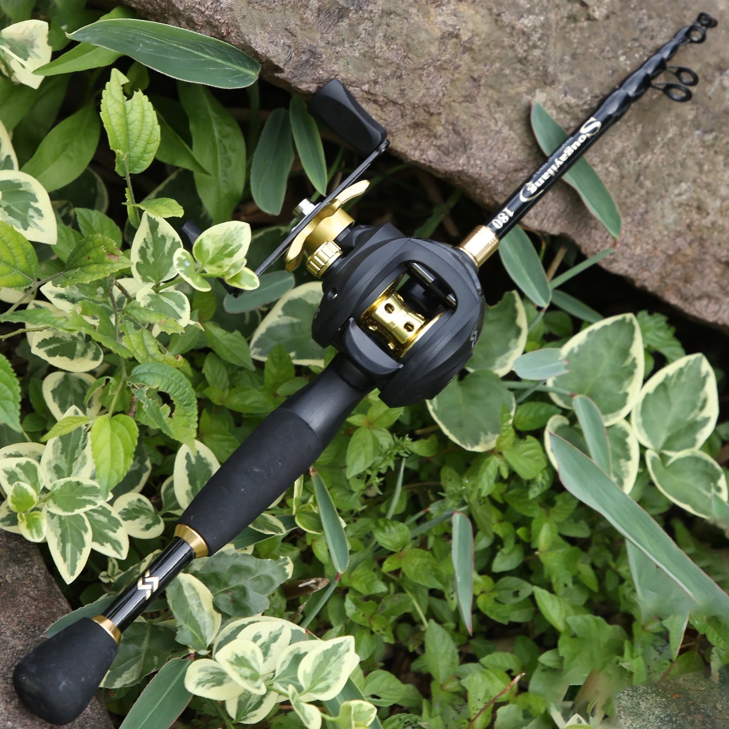 Sougayilang 1.8-2.4m Casting Fishing Combo Telescopic Fishing Rod and 7.2:1 High Speed Fishing Reel with Freshwater FishingPesca