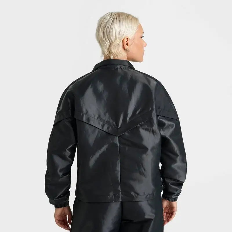 Nike | Women's Nike Sportswear Windrunner Shine Jacket