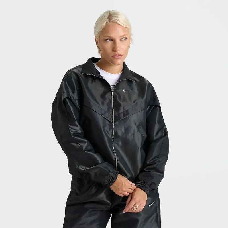 Nike | Women's Nike Sportswear Windrunner Shine Jacket